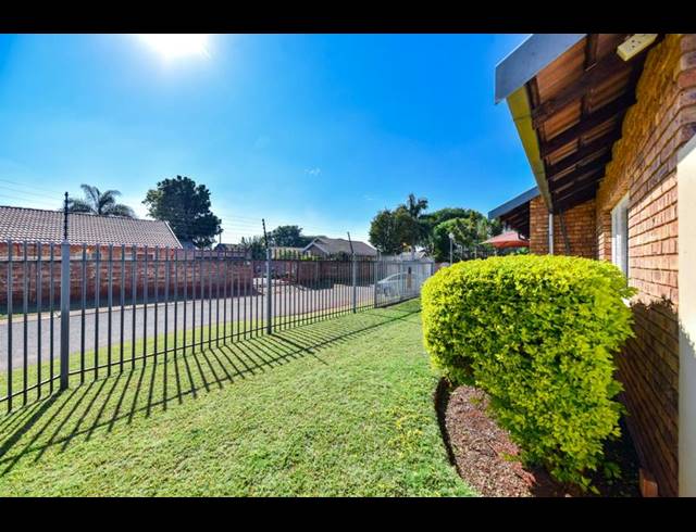 2 BEDROOM HOUSE FOR SALE IN DORANDIA